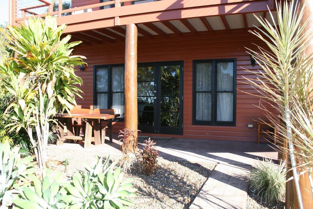Escape 1770 Motel - No Kids - No Smoking - No Partying (Adults Only) แอกเนสวอเตอร์ ภายนอก รูปภาพ